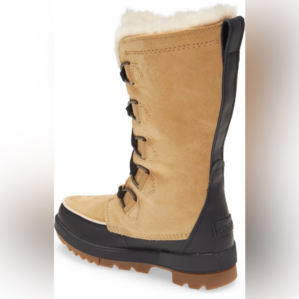Sorel Women's Beige and Black Winter Boots